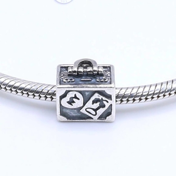 Chamilia Jewelry - Chamilia Vintage Suitcase charm